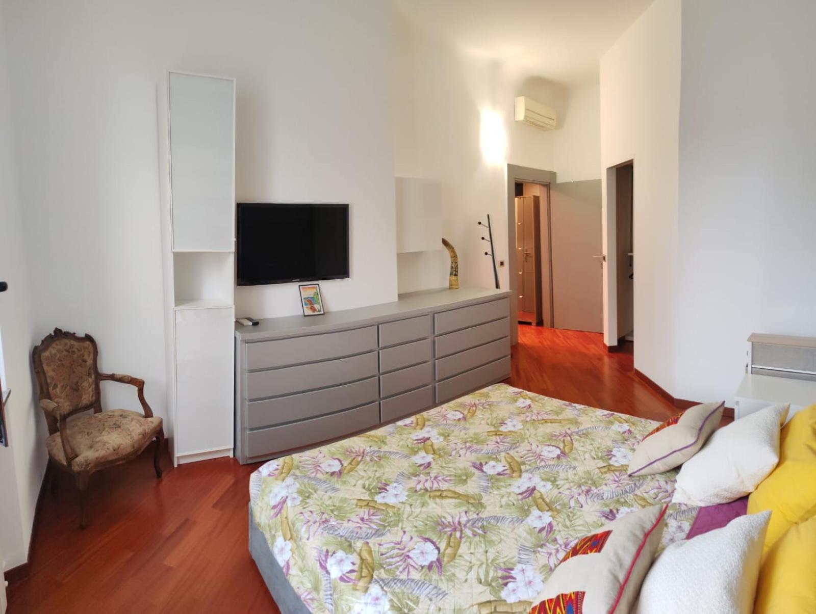 La Casa Di Cris - Milano, Appartamento Zona Sempione ภายนอก รูปภาพ